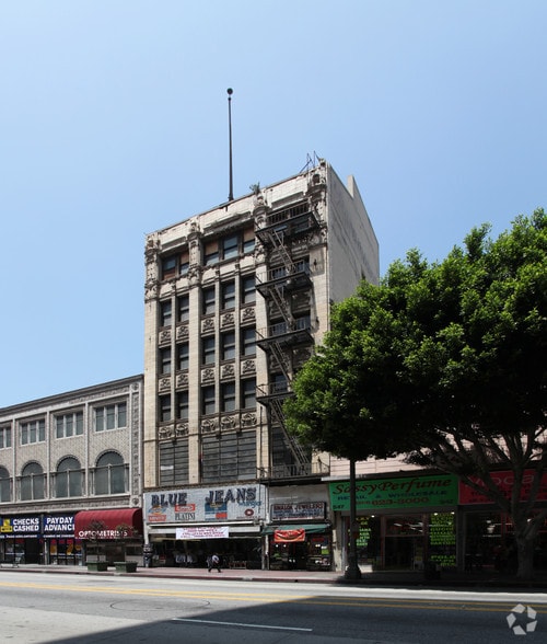 More Photos Of 551-553 S Broadway, Los Angeles Storefront Retail Office For Sale