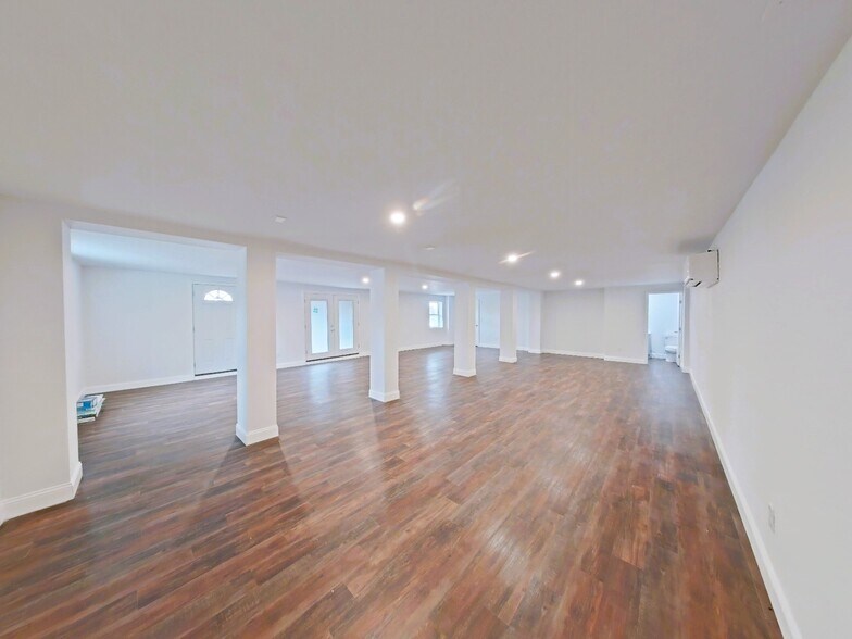 More Photos Of 14860 Lebanon Rd, Old Hickory General Retail For Sale