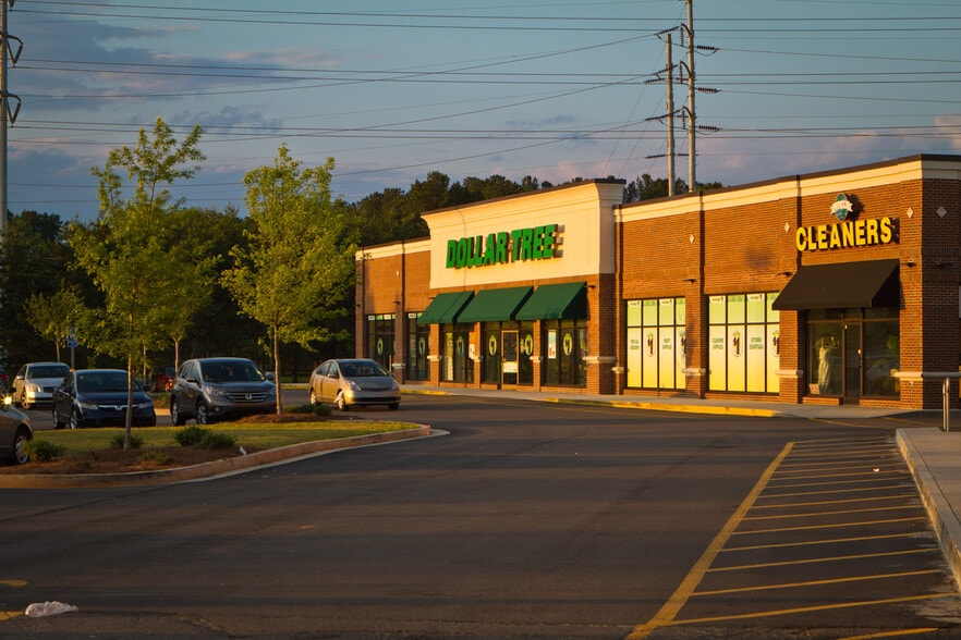 More Photos Of 2863-2895 N Decatur Rd, Decatur Unknown For Lease