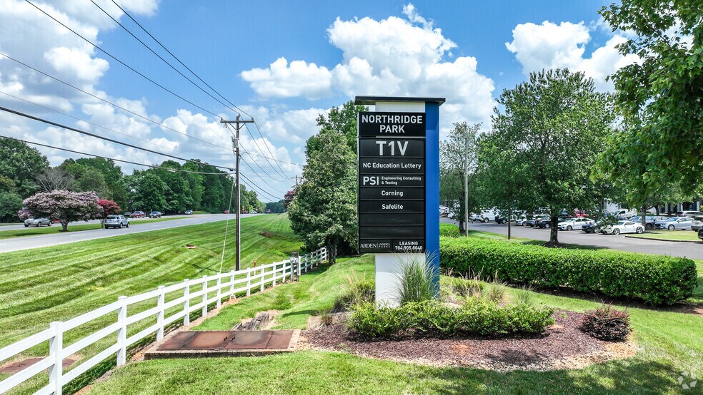 More Photos Of 5009-5015 W WT Harris Blvd, Charlotte Unknown For Lease