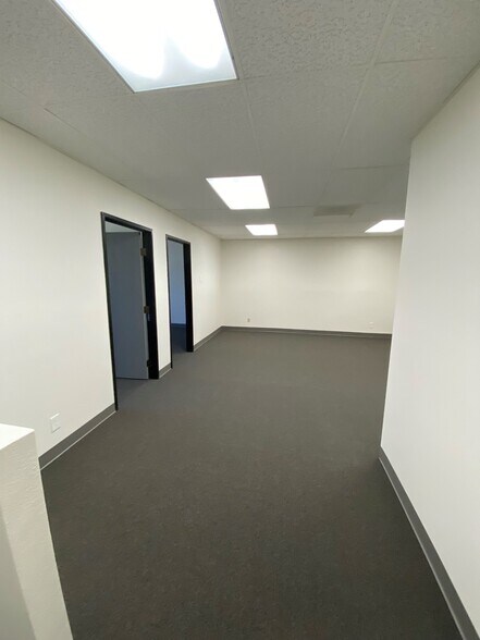 More Photos Of 16 Hughes, Irvine Unknown For Lease