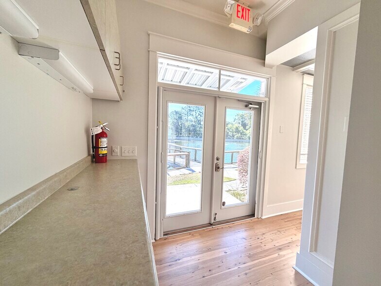 More Photos Of 277 Willbrook Blvd, Pawleys Island Office For Lease