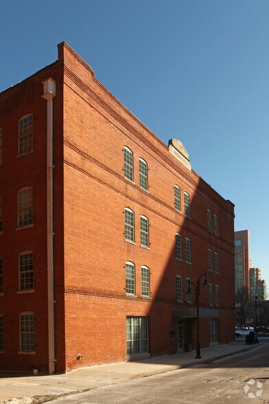 More Photos Of 111 W Washington St, Louisville Loft Creative Space For Sale