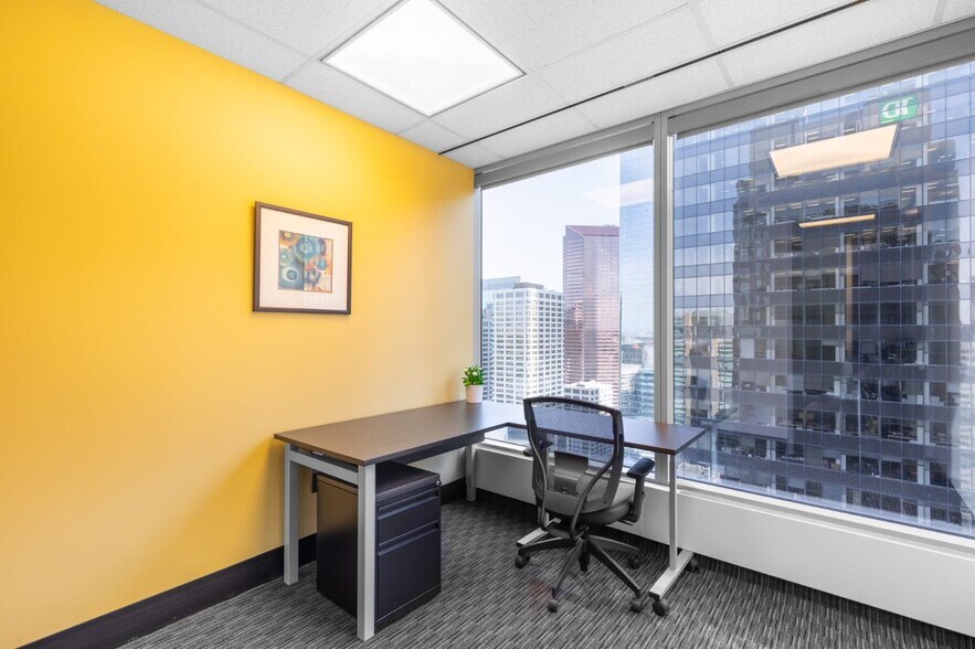 More Photos Of 600 Crowfoot Cres NW, Calgary Coworking Space