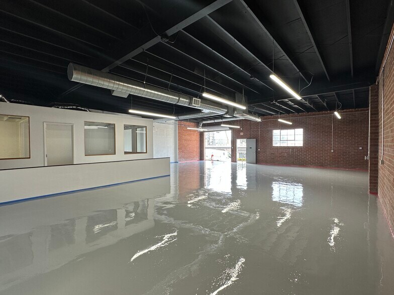 More Photos Of 107-111 Sierra St, El Segundo Service For Lease