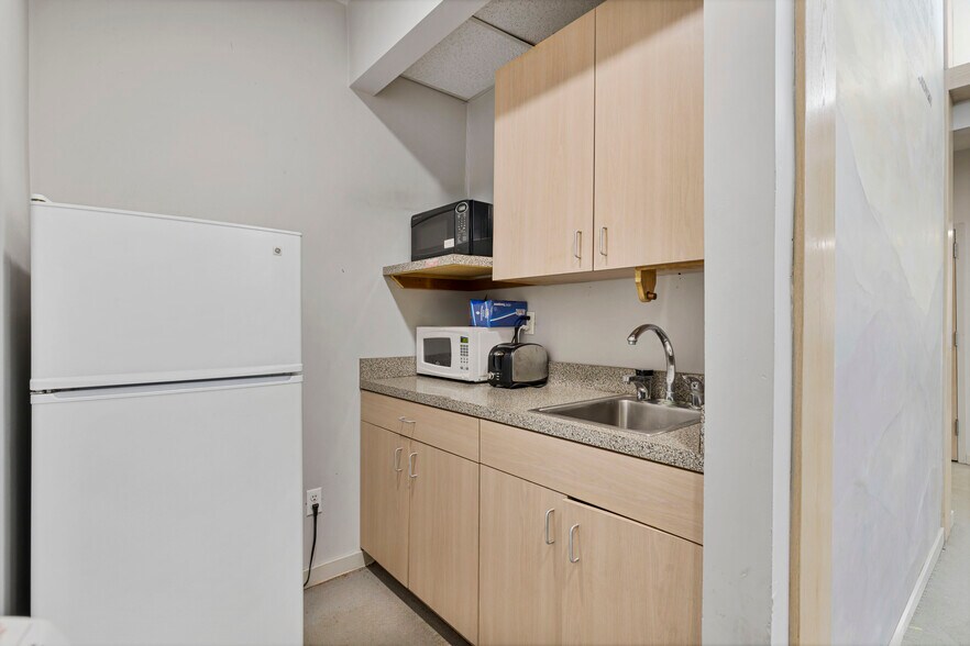 More Photos Of 295 W Route 59, Spring Valley Office Residential For Sale