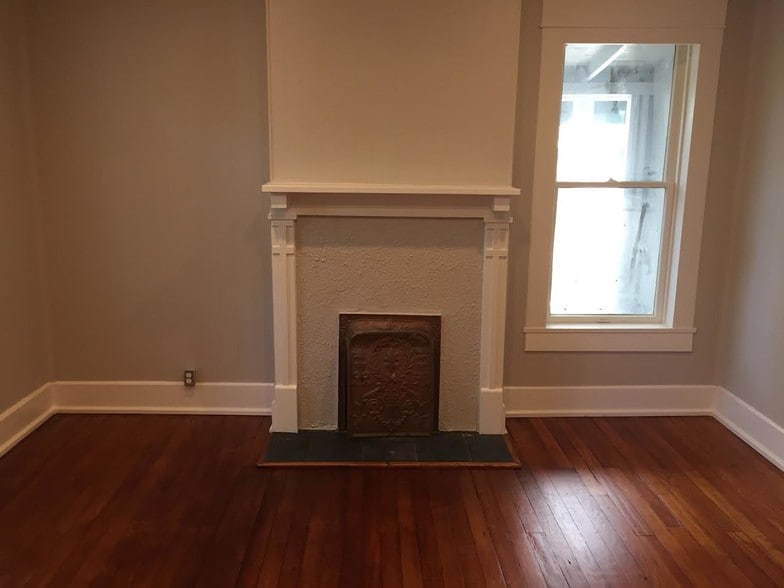 More Photos Of 1600 Nueces St, Austin Office For Lease