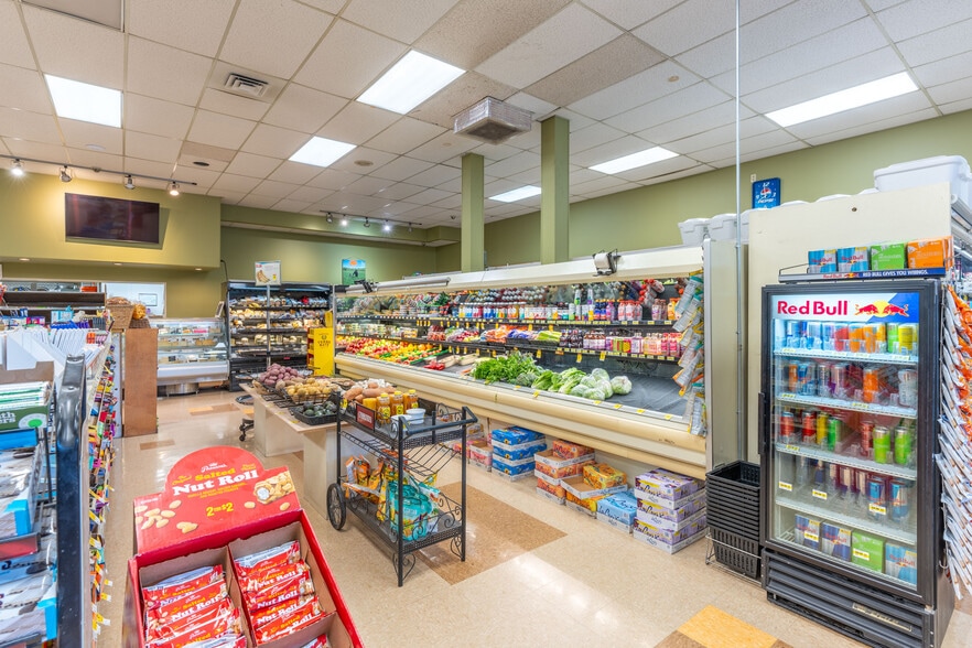 More Photos Of 821 Wisconsin Ave, Whitefish Service Station For Sale