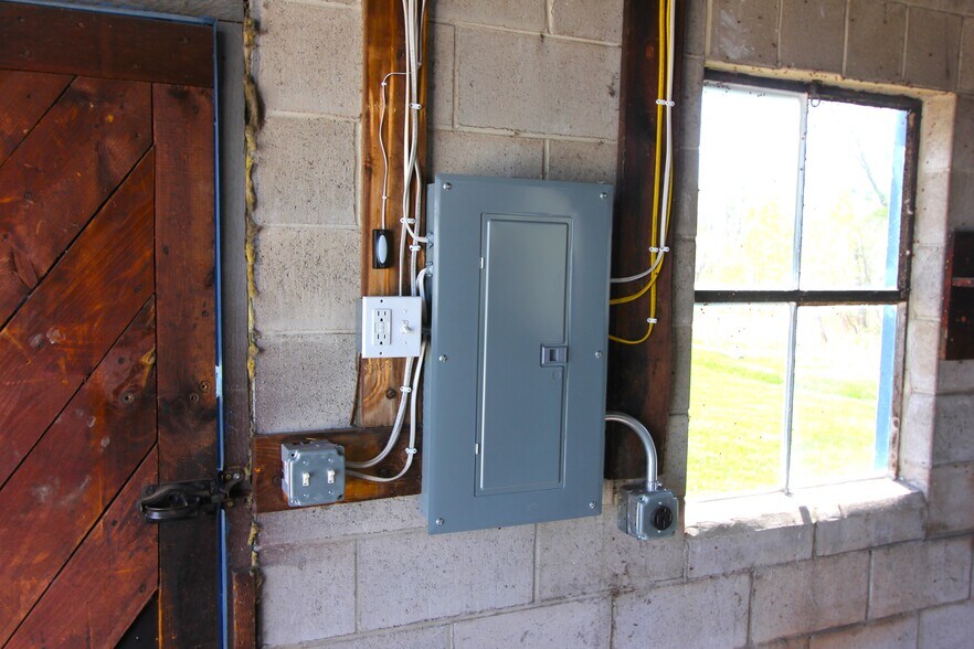 More Photos Of W7675 Moonshine Hill Rd, Wausaukee Contractor Storage Yard For Sale