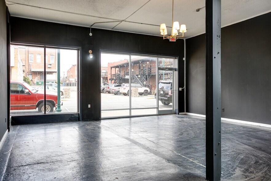 More Photos Of 211 Union St, Jonesboro Storefront Retail Office For Sale