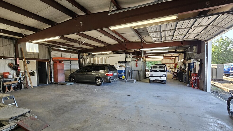 More Photos Of 1400 Down River Dr, Woodland Warehouse For Sale