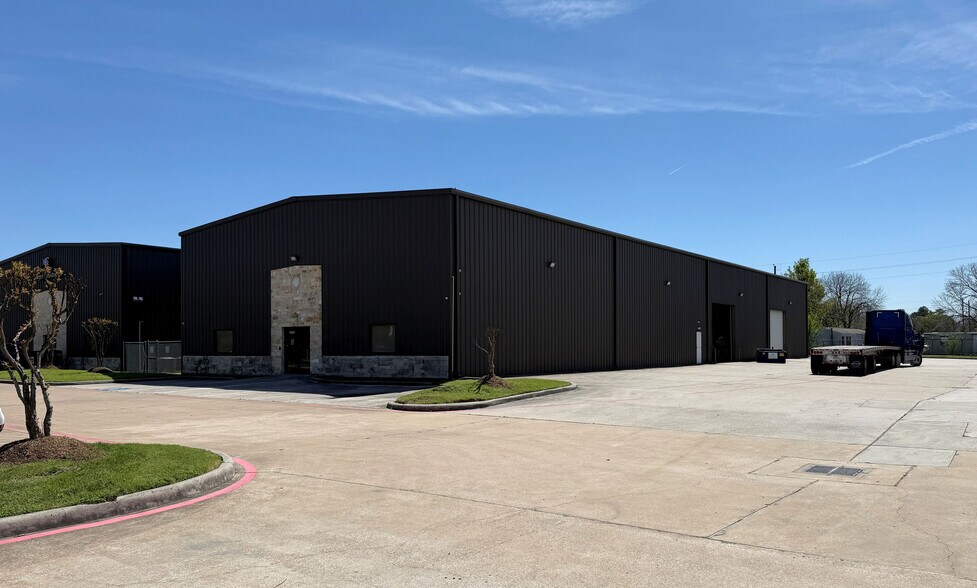 Primary Photo Of 10187 Windfern Rd, Houston Unknown For Lease