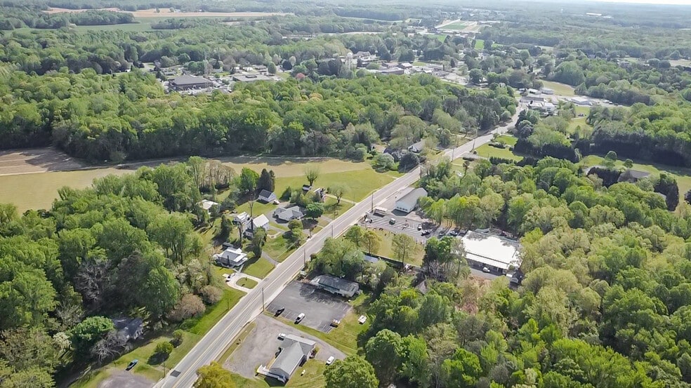More Photos Of 15220 Kings Hwy, Montross Restaurant For Sale