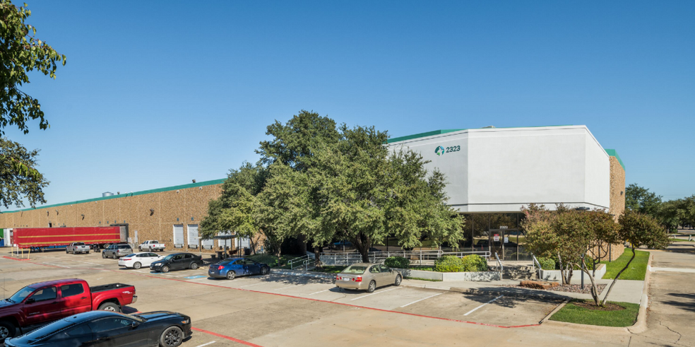 Primary Photo Of 2323 McDaniel Dr, Carrollton Distribution For Lease