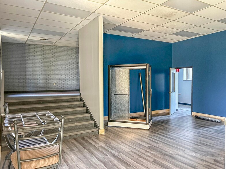 More Photos Of 171 Technology Dr, Boalsburg Light Manufacturing For Sale