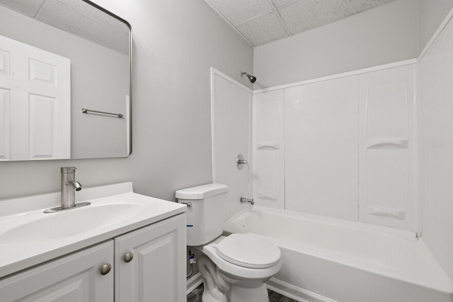 More Photos Of , Lexington Multifamily For Sale
