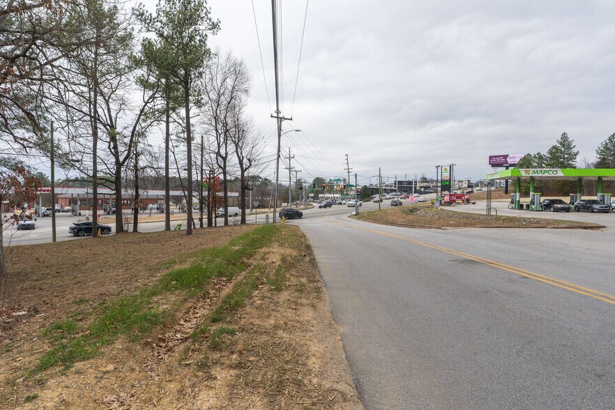 More Photos Of 6182 Lee Hwy, Chattanooga Land For Sale