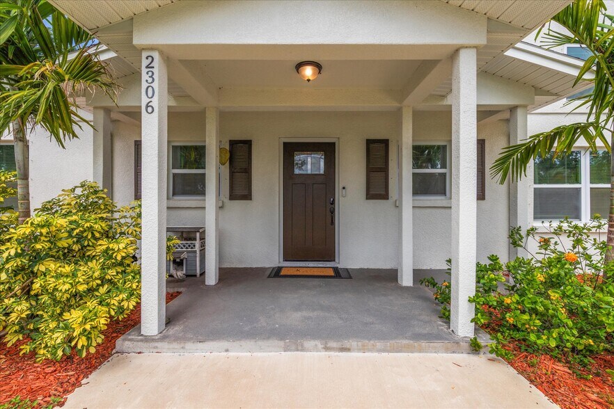More Photos Of 2306 Cheryl Rd, Largo Service For Sale