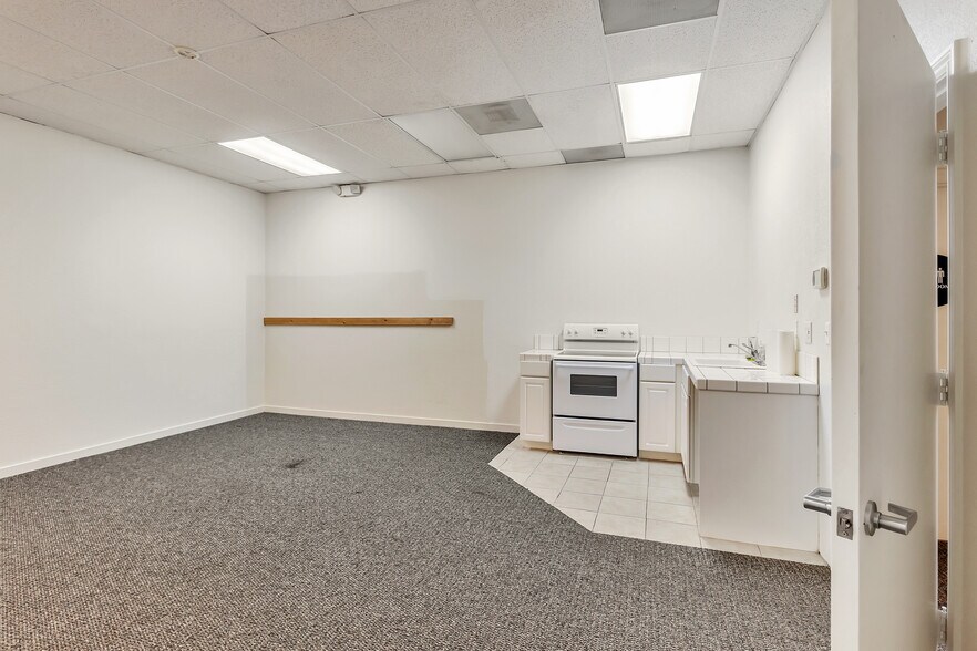 More Photos Of 760-764 Polhemus Rd, San Mateo Office For Lease