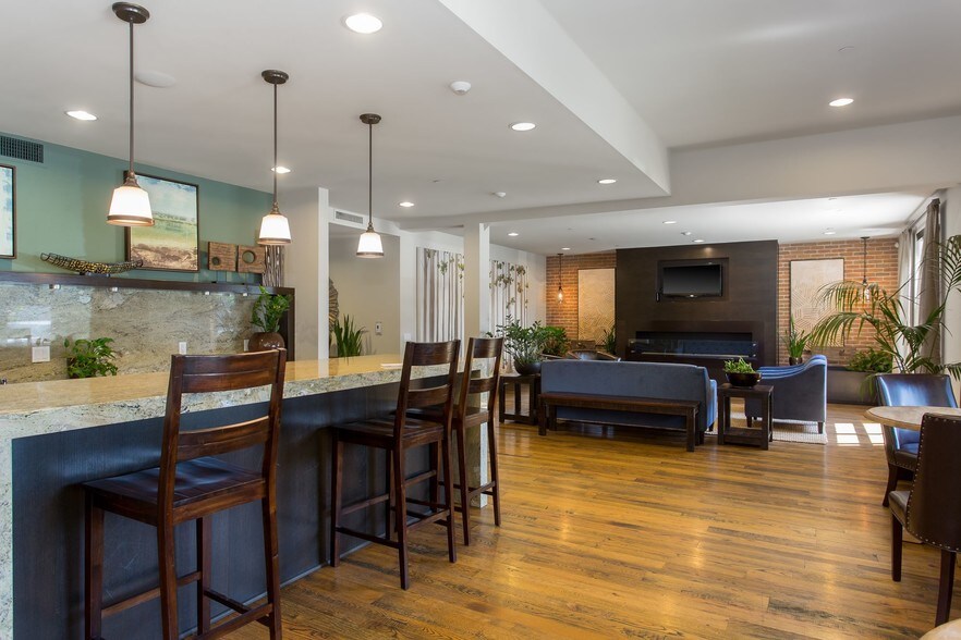 More Photos Of 700 S Myrtle Ave, Monrovia Apartments For Lease
