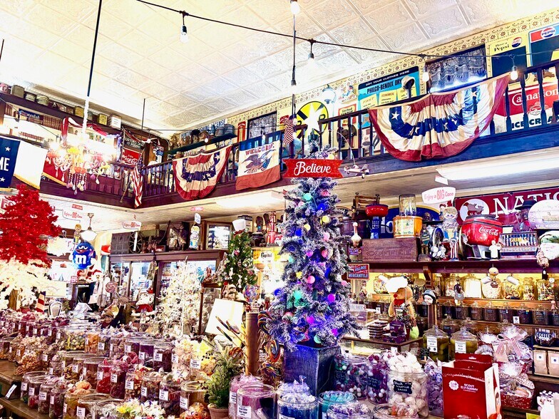 More Photos Of 219 MO-21, Caledonia General Retail For Sale