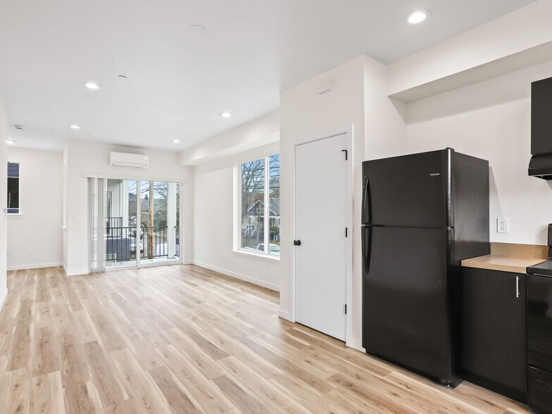 More Photos Of 4383 N Vancouver Ave, Portland Apartments For Sale