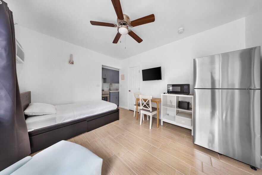 More Photos Of 1035 NW 4th St, Miami Apartments For Sale