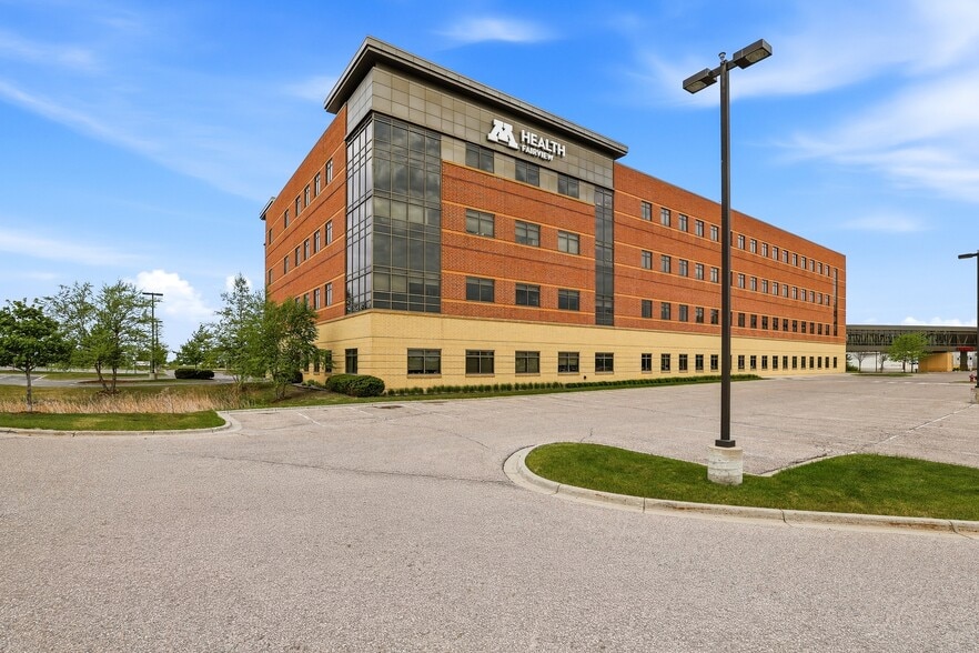 More Photos Of 14101 Fairview Dr, Burnsville Medical For Lease