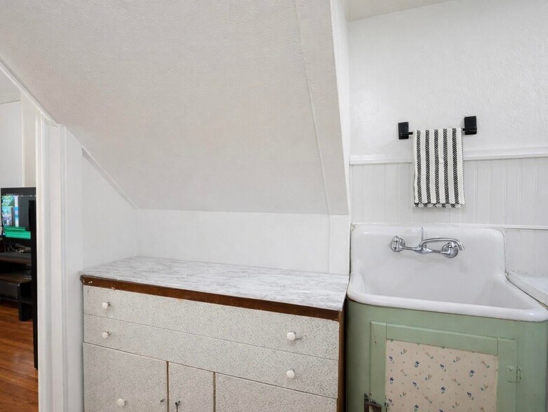 More Photos Of 820 Macon Ave, Canon City Apartments For Sale