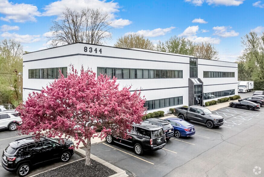 More Photos Of 8344 Hall Rd, Utica Office For Lease