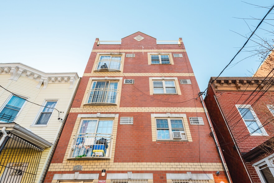 More Photos Of 10430 39th Ave, Corona Apartments For Sale