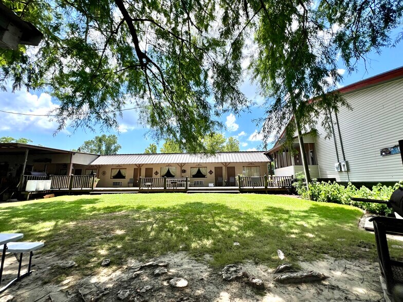More Photos Of 1424 Fisherman Dr, Ferriday Hotel For Sale