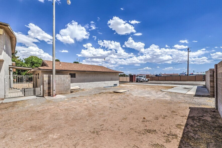 More Photos Of 3850 Leon Ave, Las Vegas Service For Sale