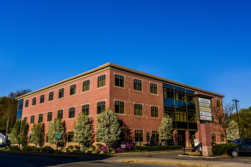 Primary Photo Of 1 W Boylston St, Worcester Office For Lease