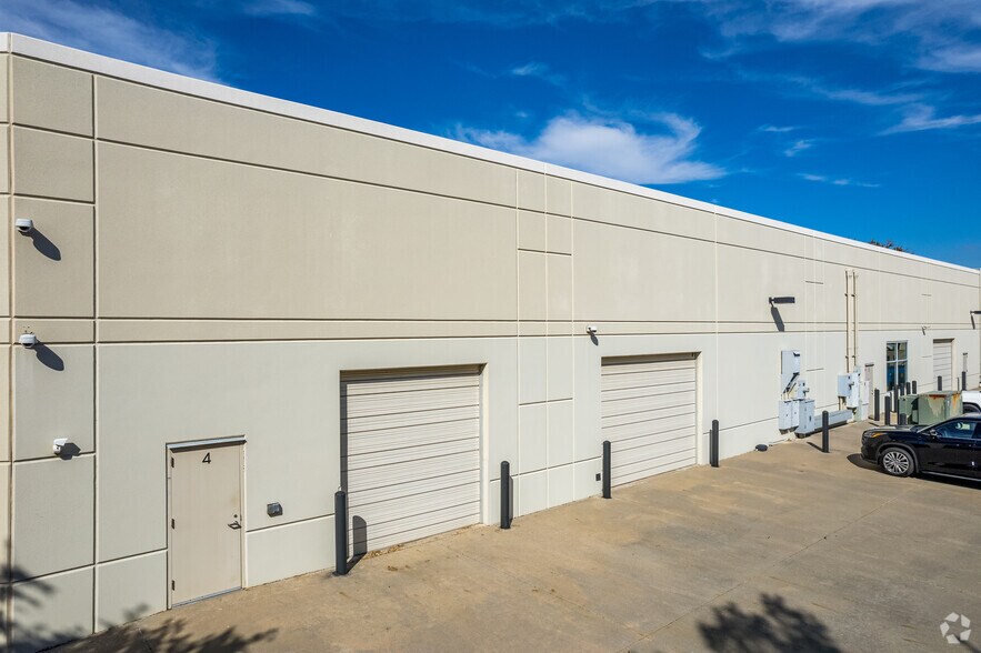 More Photos Of 645 E State Highway 121, Coppell Unknown For Lease