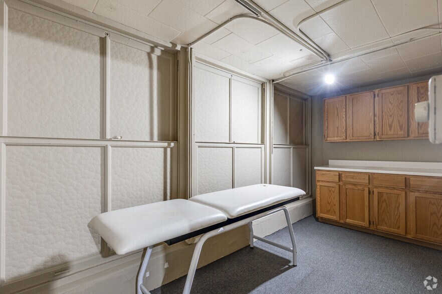 Photo of 1st Floor Ste 16 4th St E