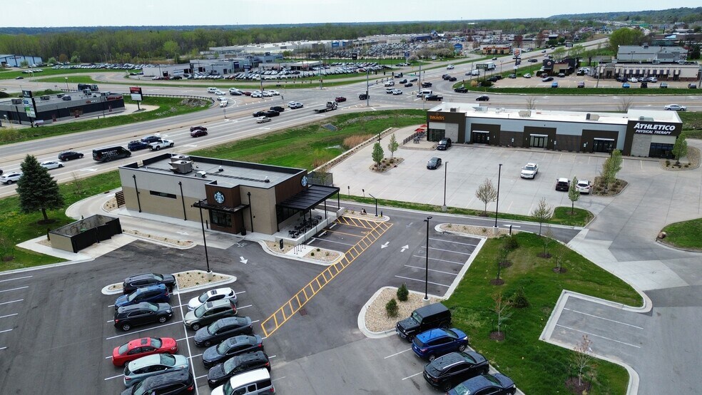 More Photos Of 4200 38th Ave, Moline General Retail For Sale