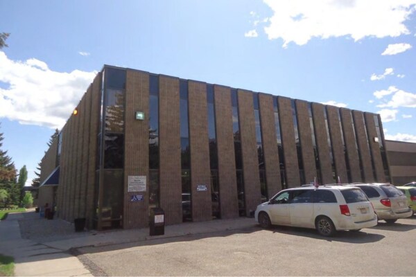 More Photos Of 2950 Bremner Ave, Red Deer Office For Sale