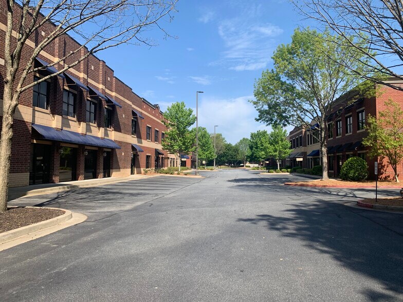 More Photos Of 1880 W Oak Pky, Marietta Coworking Space