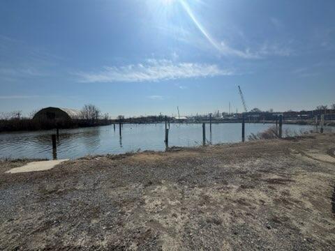 More Photos Of 108 Tilbury Rd, Salem Marina For Sale