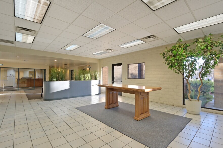 More Photos Of 1445 Butte House Rd, Yuba City Office For Sale