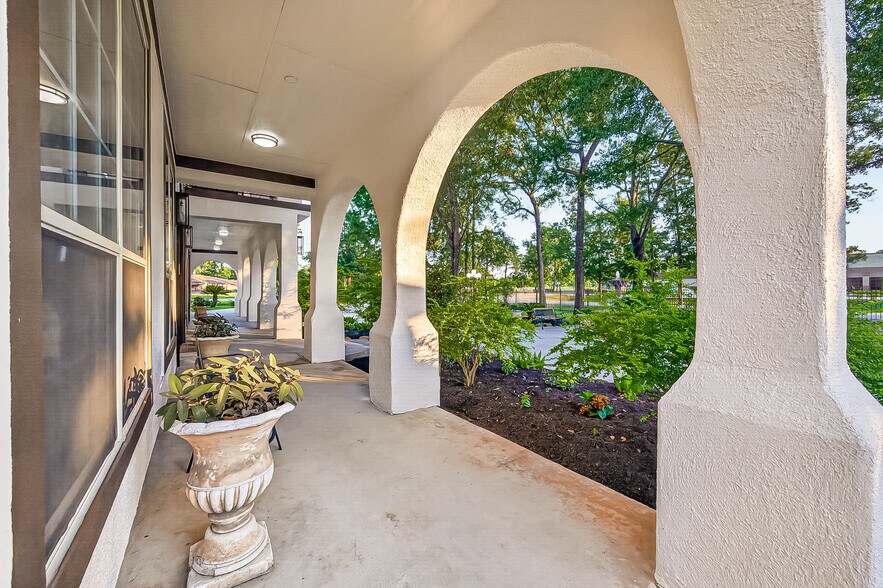 More Photos Of 21832 Rayford Rd, Humble Office For Sale