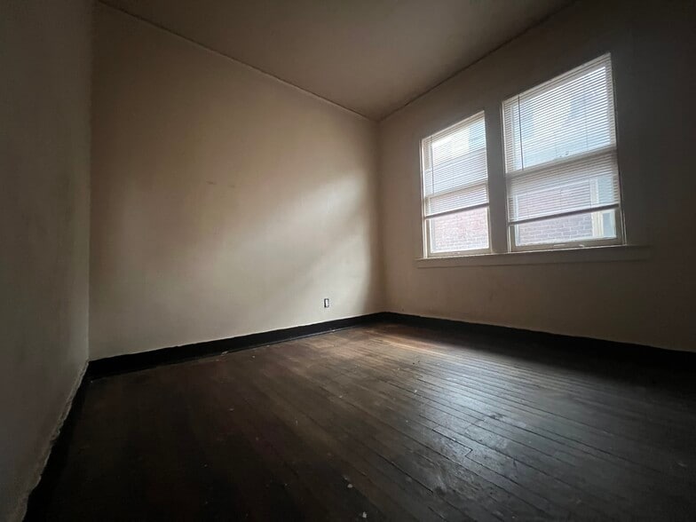 More Photos Of 3311 W Grand St, Detroit Multifamily For Sale