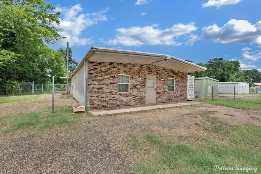 More Photos Of 1470 Washington St, Natchitoches Office For Sale
