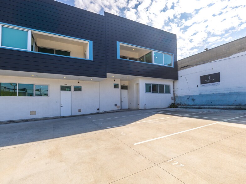 More Photos Of 123 Nevada Street, El Segundo Loft Creative Space For Lease