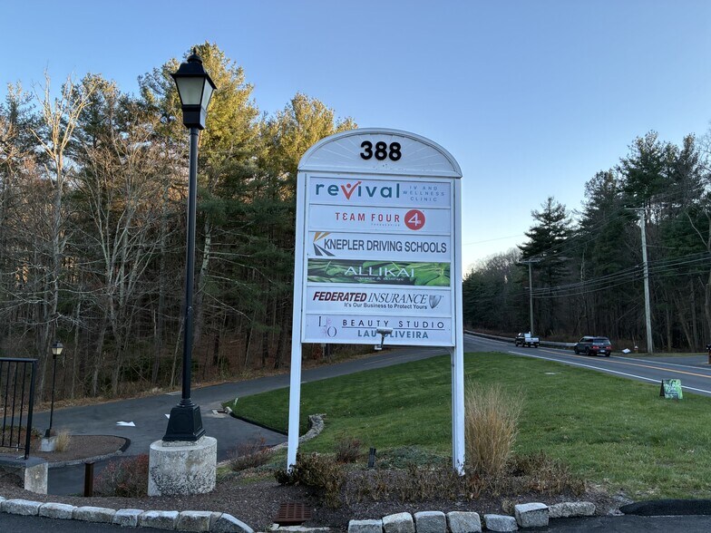 More Photos Of 388 Main St, Monroe Office For Sale