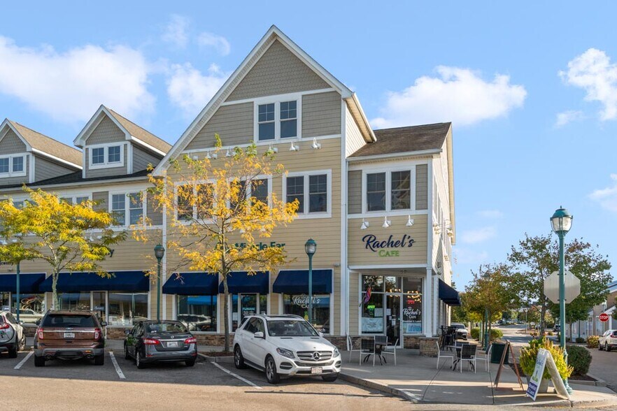 More Photos Of 50 South County Commons Way, South Kingstown Unknown For Lease