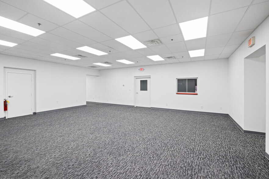 More Photos Of 170 Selig Dr SW, Atlanta Warehouse For Lease