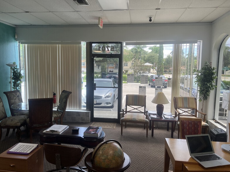 More Photos Of 5701-5781 N Federal Hwy, Boca Raton Storefront Retail Office For Lease