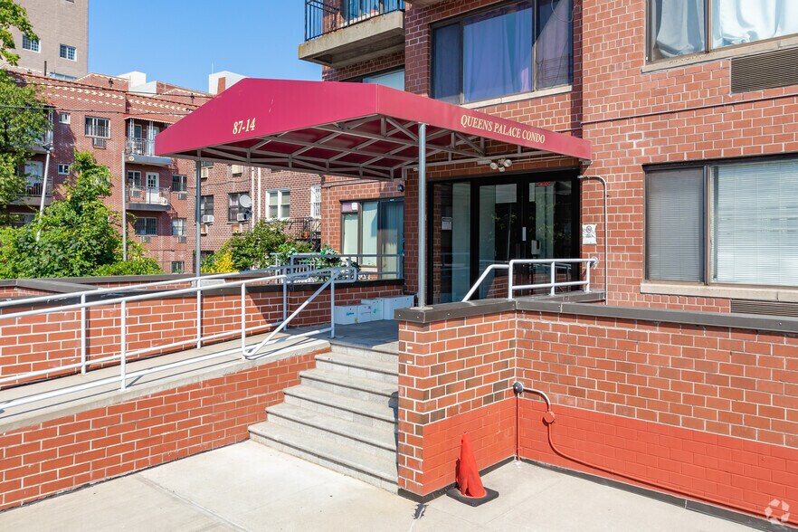 More Photos Of 8714 57th Rd, Elmhurst Apartments For Sale